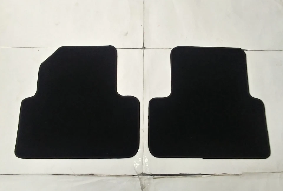 Alfombrillas negras para Acura TL 09-14 4 piezas con emblema Foto 4 de 4