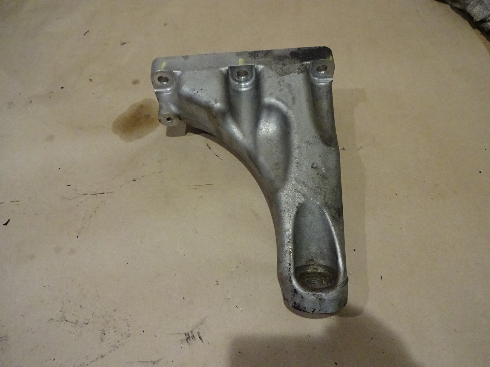  Maserati Quattroporte - RH Motor Mount Arm - P/N 199850