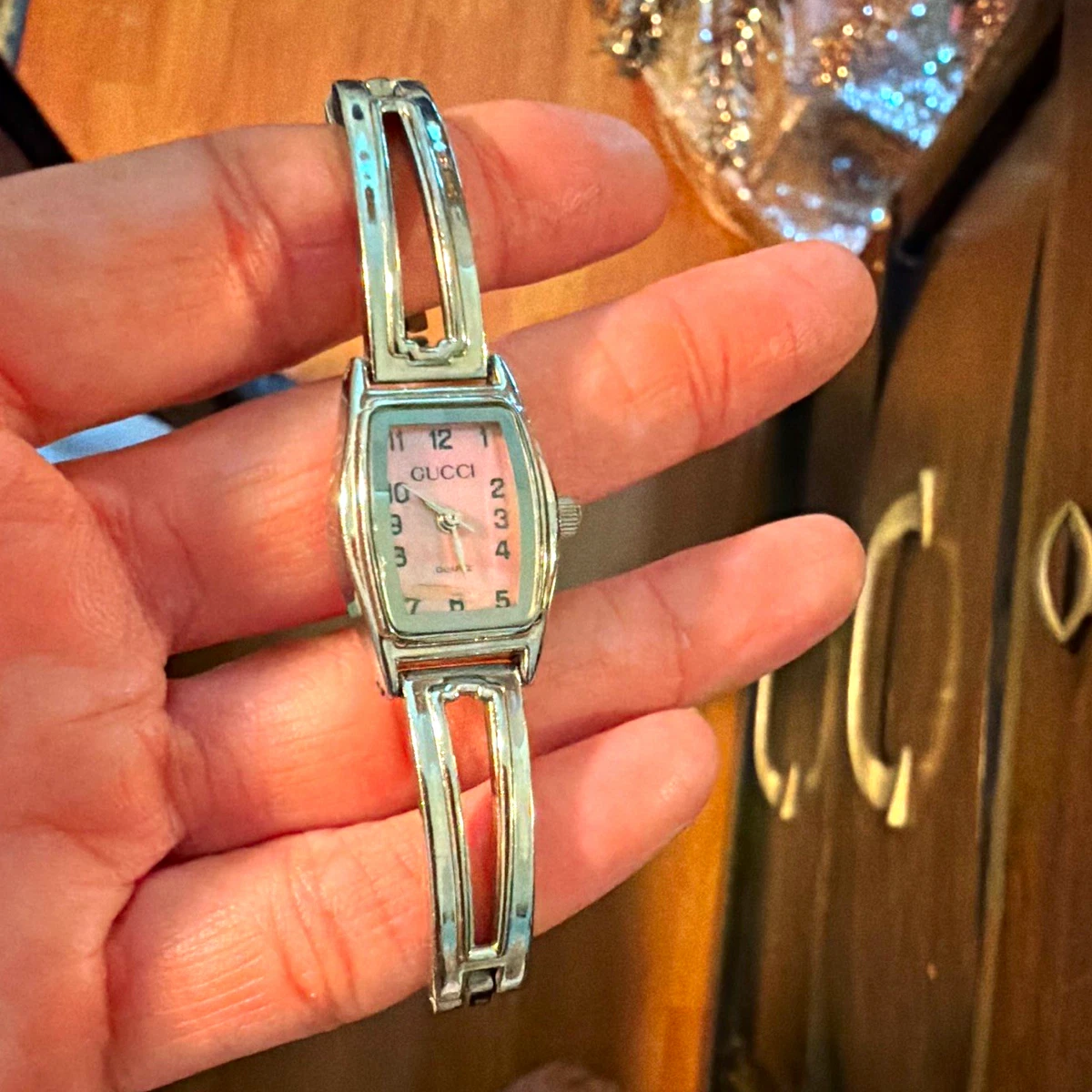 Gucci Women’s vintage Silver Tone Ladies Bracelet Watch‎ Gucci Watch Ladies - 11 For Sale on 1stDibs | vintage gucci  main image 3