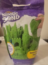 Kinetic Sand The Original Moldable Sensory Play Sand - 2 Pounds