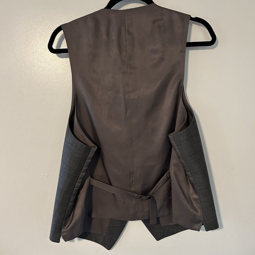 Calvin Klein Men’s Dark Gray/ Light Blue Suit Vest Med. 40R - Picture 2 of 3