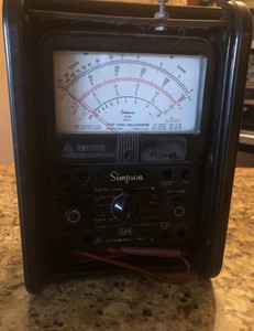 Castello: «Dietro Il Comune Erba Alta Mezzo Metro» | Libertà - Foto 12