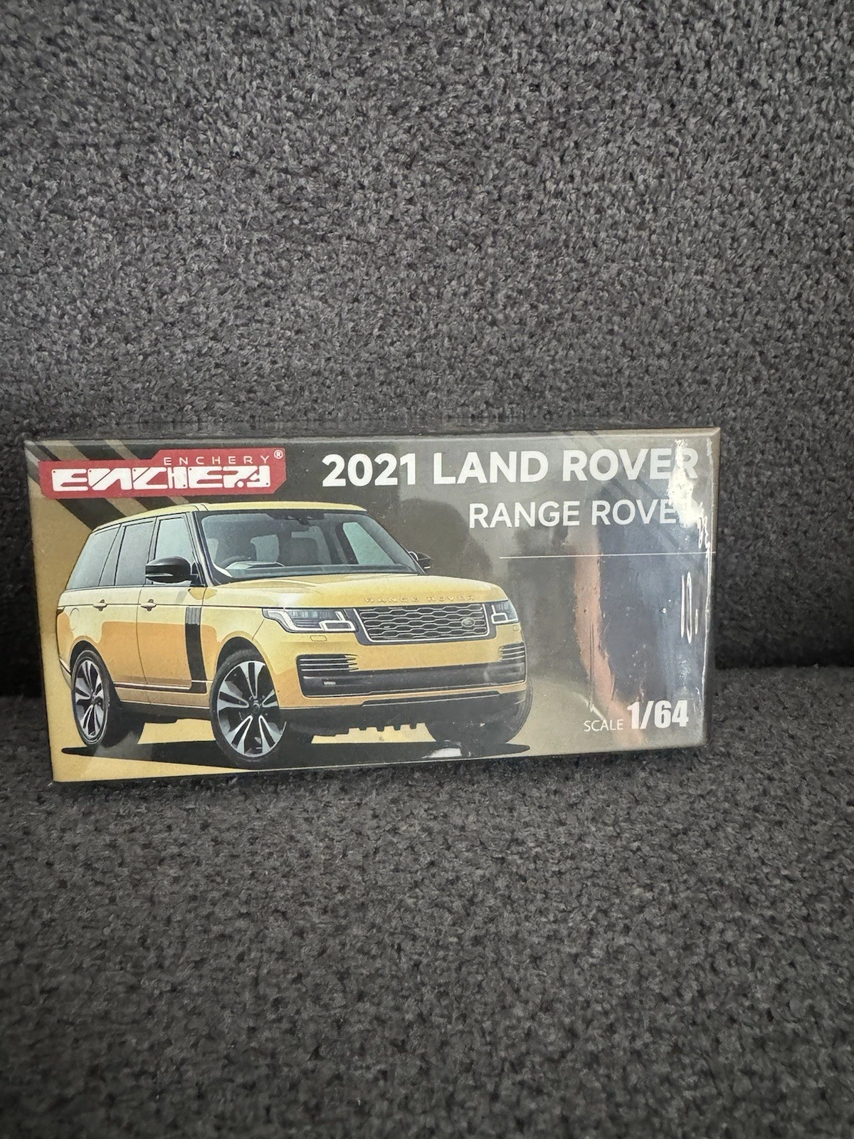 Enchery 1:64 Yellow Range Rover Luxury SUV Sports Model Diecast Metal Car