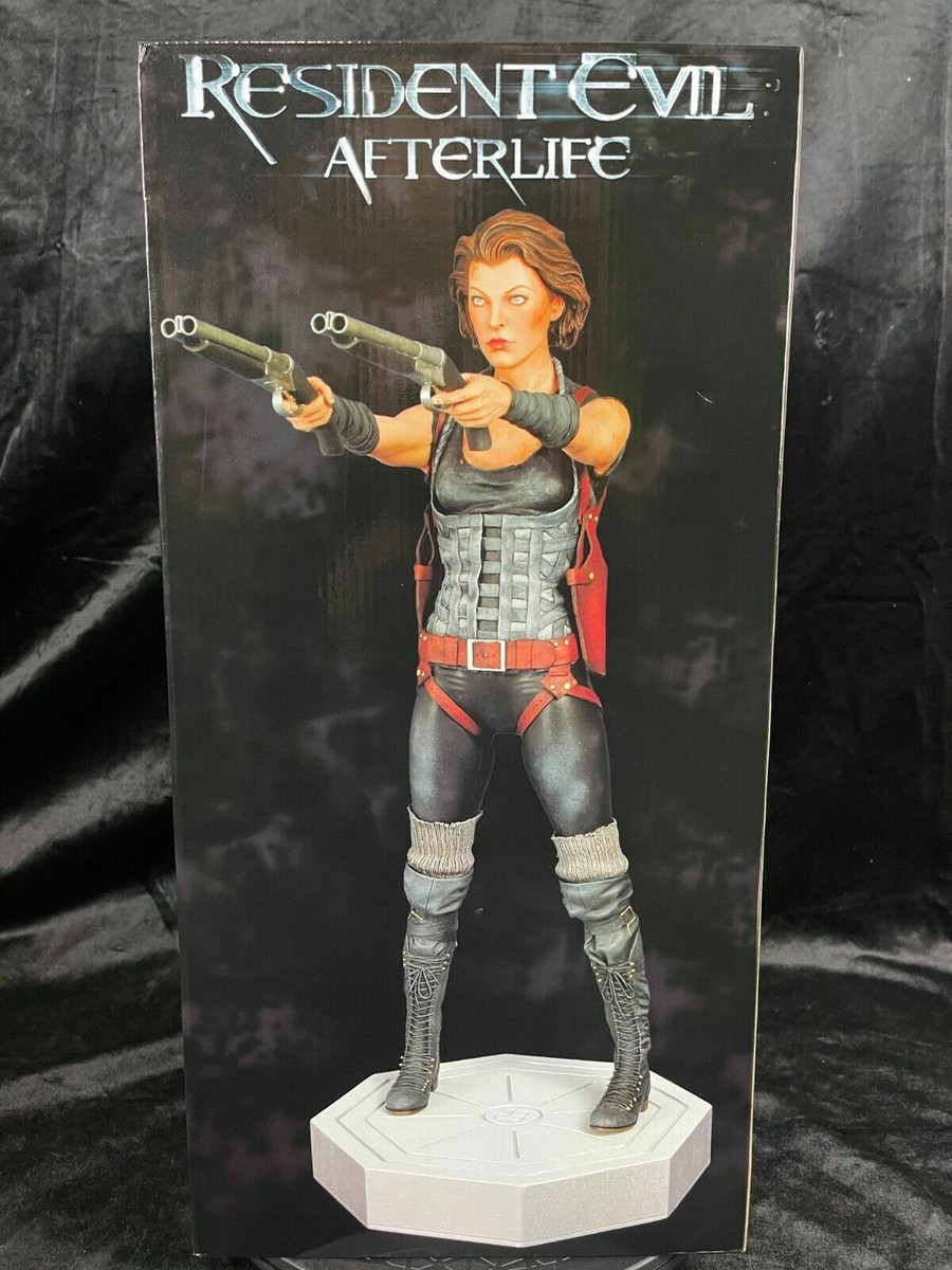 HOLLYWOOD COLLECTIBLES GROUP CAPCOM RESIDENT EVIL AFTERLIFE HOLLYWOOD COLLECTIBLES GROUP CAPCOM RESIDENT EVIL AFTERLIFE