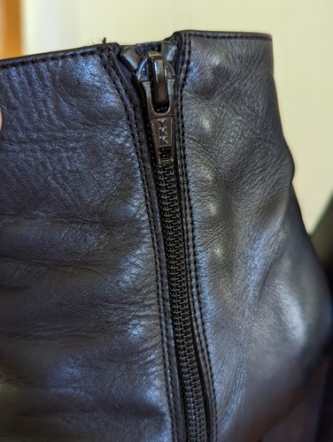 Windsor Smith women's size 37 black leather ankle boots, zip closure, 9.5cm heel - Picture 9 of 18