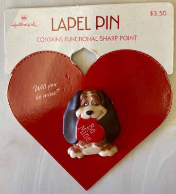 Vintage Hallmark VALENTINE Holiday Lapel Pin HOUND DOG Be Mine Heart new on card