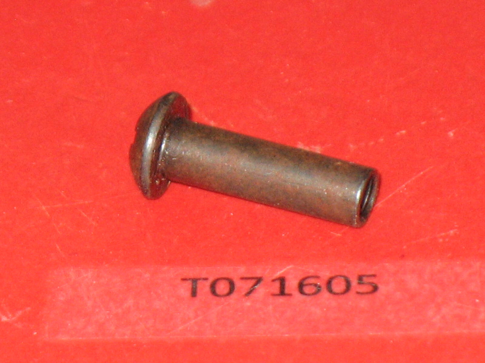 OEM Genuine McCULLOCH 218676 (M218676-26) threaded eyelet, air stream ...