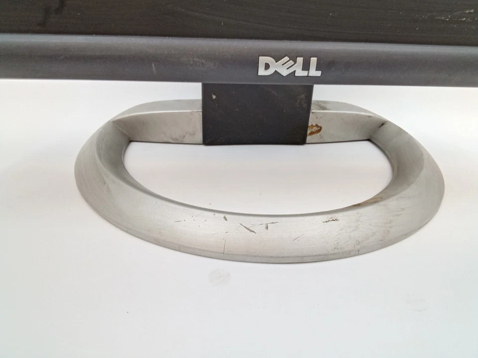 Dell UltraSharp 1905FP 19" DVI-D VGA LCD Monitor 1280x1024 w/Cord Works - Image 2 of 4