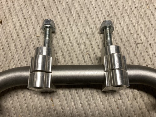 Renthal RC High Handlebars Hand guards And Mounts - Picture 7 of 9