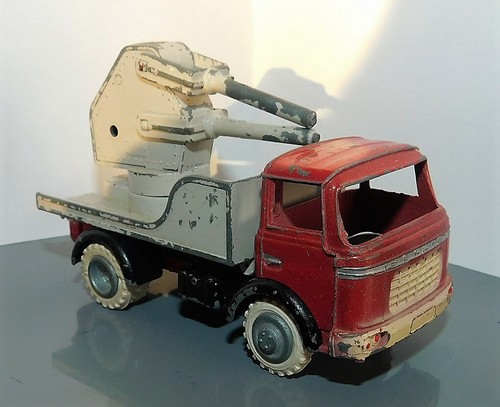 ANCIEN CAMION FRANCE JOUET FJ . BERLIET GAK NACELLE POUR PIECES OU RESTAURATION - Bild 2 von 11