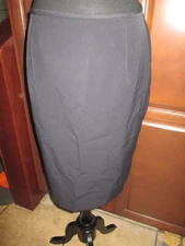 Field Manor Black Skirt Size 10 Stretchy Comfortable Below Knee  