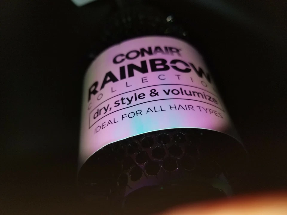 Cepillo de pelo seco, peinado y voluminizado Conair Rainbow Collection, barril de metal Foto 3 de 3