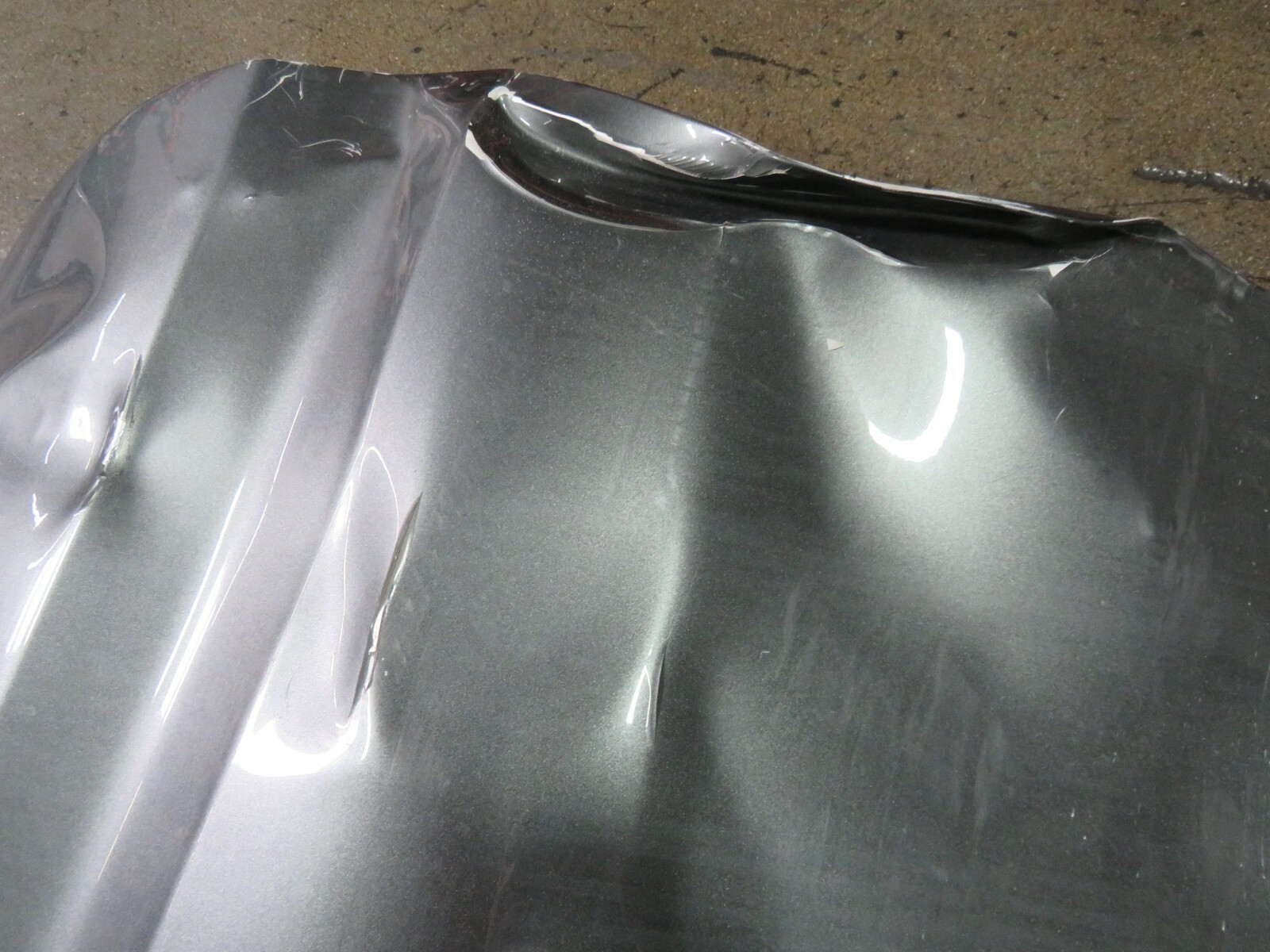 Ferrari California, RH, Right, Front Door Shell, Silver, Damaged, P/N 81316511