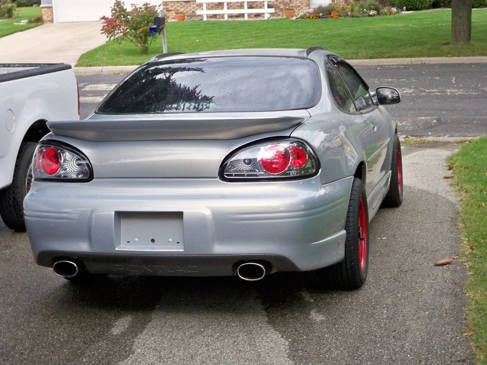 Alerón empotrado personalizado pintado 1997-2003 (grande) para Pontiac Grand Prix "estilo SLP" Foto 2 de 4