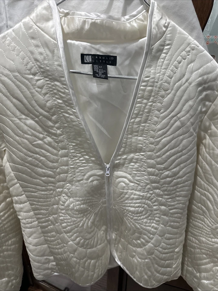 Chaqueta acolchada Carole Little para mujer negra con rosas rosas 100 % seda talla M Foto 4 de 4