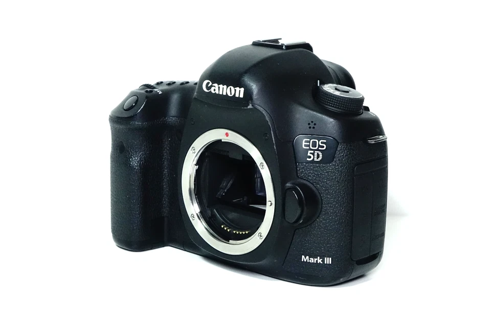 Canon EOS 5D Mark III, foto 1 di 5