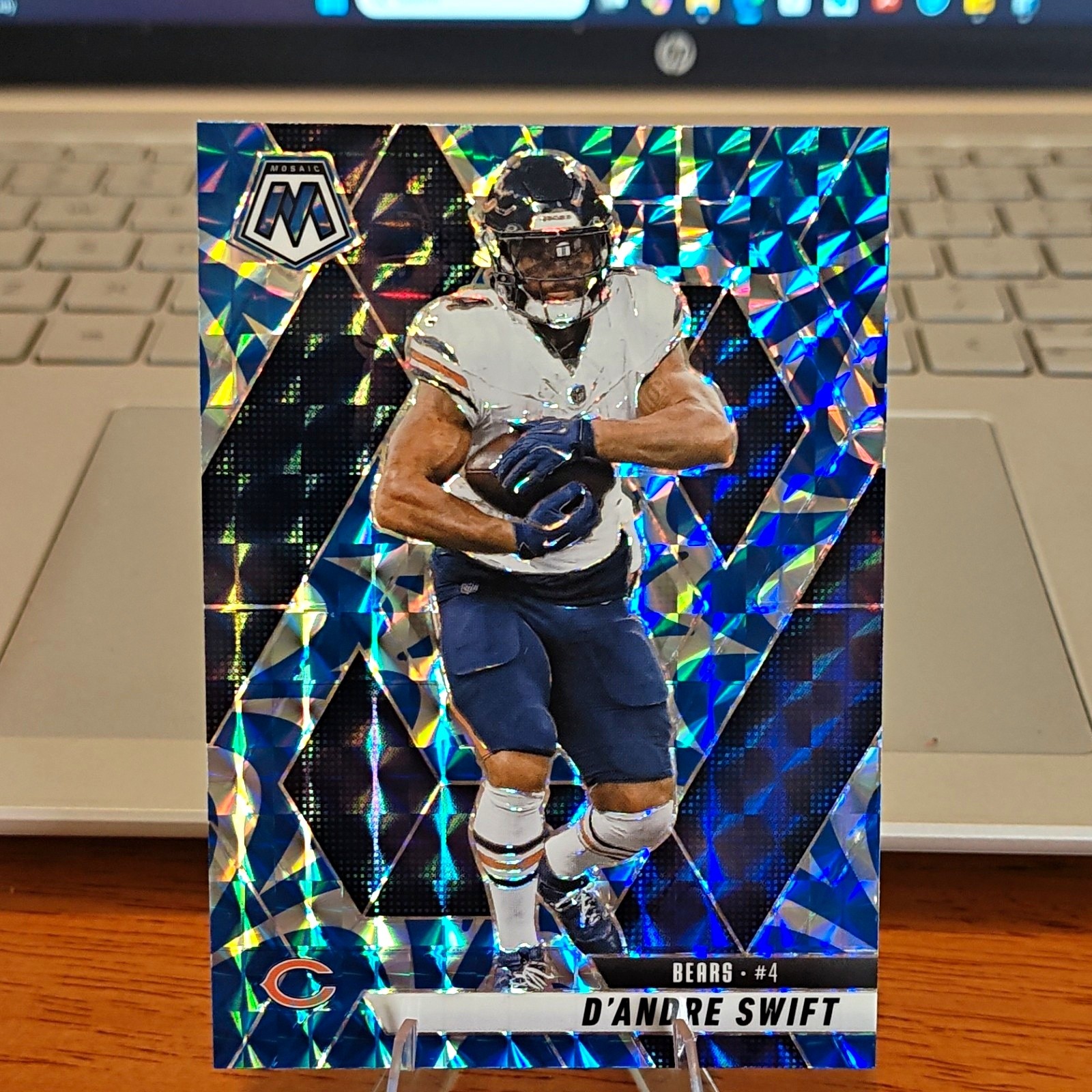 Panini 2025 Mosaic Football D'Andre Swift Chicago Bears #213 Prizm
