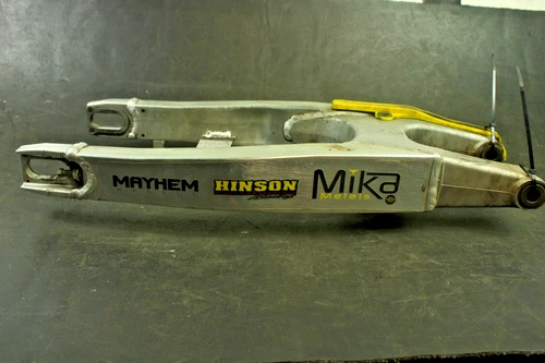 SWINGING ARM ASSY, REAR | MODEL K7; Includes Item(s) 2 - 7