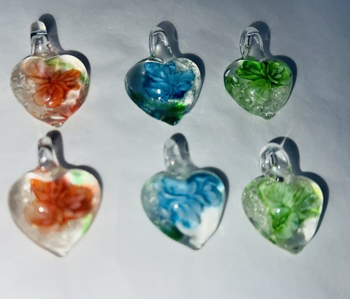 Job Lot 10 Mixed GLASS Small HEART Charm PENDANTS Jewellery Making Read Listing - Picture 5 of 11