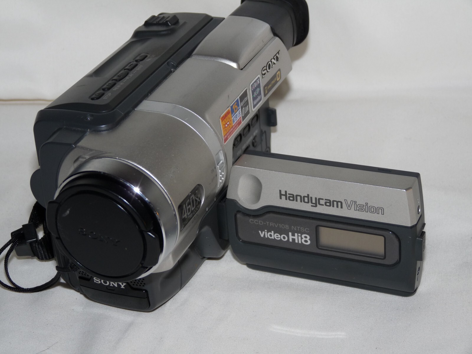 Sony CCDTRV108 HI8 8mm Video8 camera Camcorder VCR Player Video