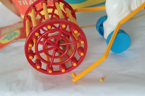 Remolque de plástico raro vintage para ponis y sonajeros VMC 150 RD Toysland en caja - Imagen 4 de 12