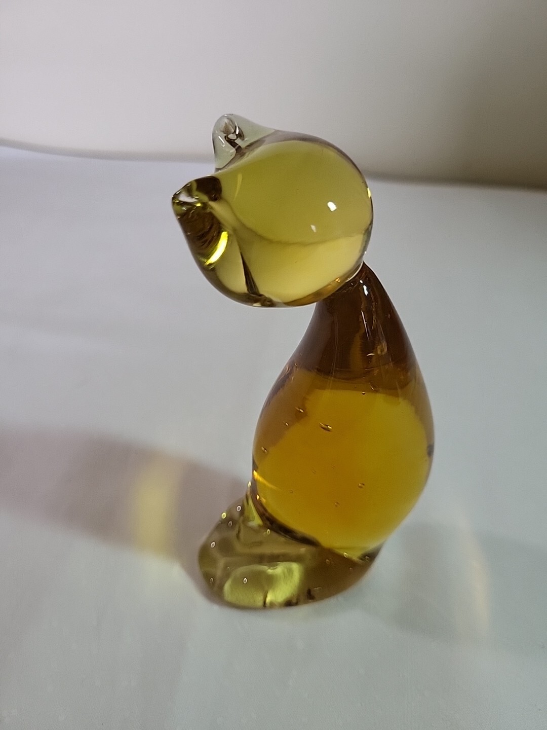 Vintage Cat Paperweight Figurine Hand Blown Amber/Yellow Art Glass 4x1