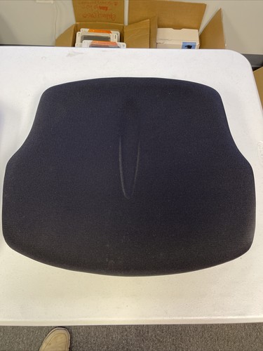 Humanscale Freedom Stuhl: GEL Sitzkissen; schwarze Farbe; Wellenstoff, Original - Bild 4 von 10