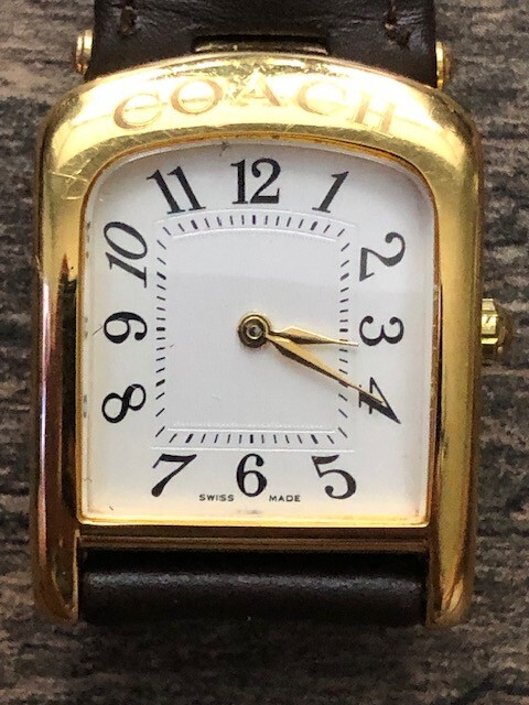 COACH W501A Arch Womens Gold Case White Dial Watch Brown  display picture 3