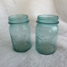 (2) Vintage Ball mason jar Blue perfect mason marked # 2 # 8 on the bottom t