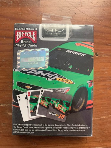 Bicycle NASCAR Danica Patrick #10 Go Daddy.com Car Playing Cards - Picture 2 of 2