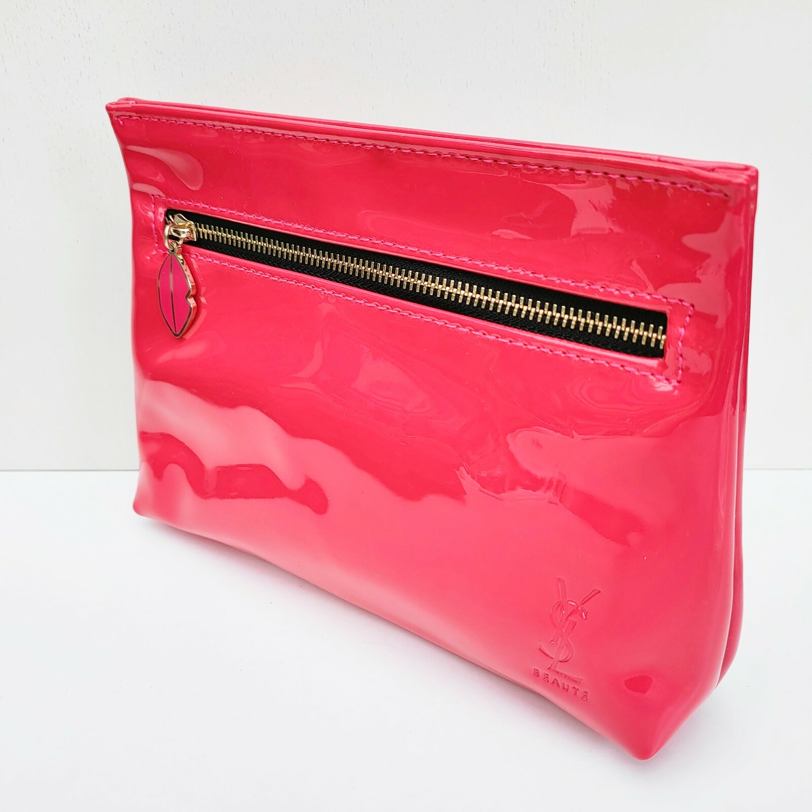 YSL Beauty Fuchsia Patent Leather Makeup Cosmetic Lip Bag Pouch ysl-beauty-fuchsia-patent-leather-makeup-cosmetic-lip-bag-pouch
