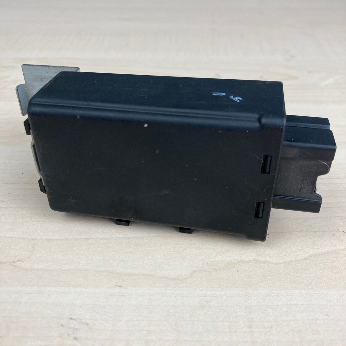 Nissan X-Trail 2001-200 Door Central Lock Control Unit