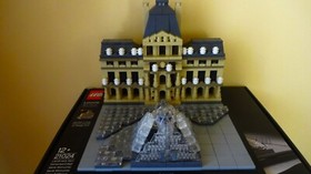 LEGO Architecture Louvre (21024) NEW once opened