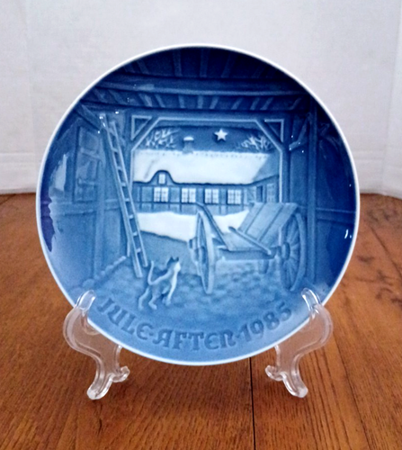 VINTAGE BING & GRONDAHL 1985 Plate Jule-After CHRISTMAS EVE AT THE FARMHOUSE - Picture 3 of 11