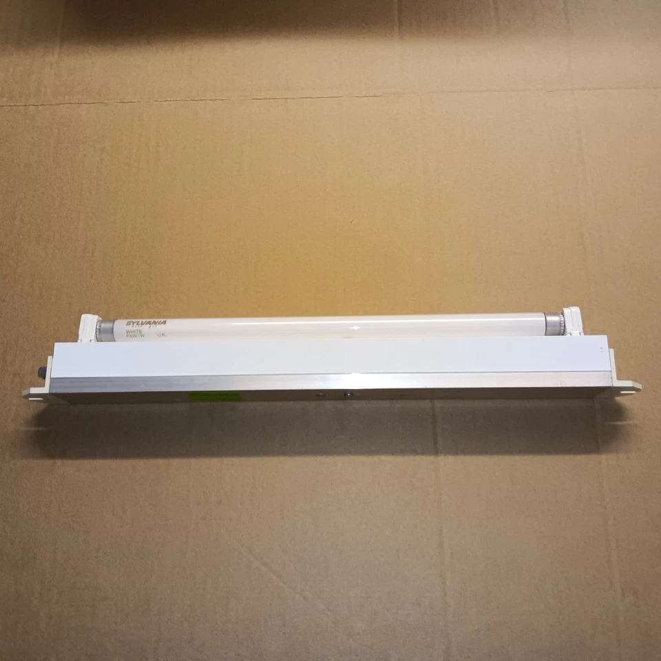 Invertec Batten Light - part no. DB8 24v - minibus, bus, coach - Image 2 of 4