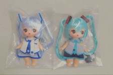 Petit Licca-chan Hatsune Miku Snow Miku Mini Dolls 2-Piece Set No Box