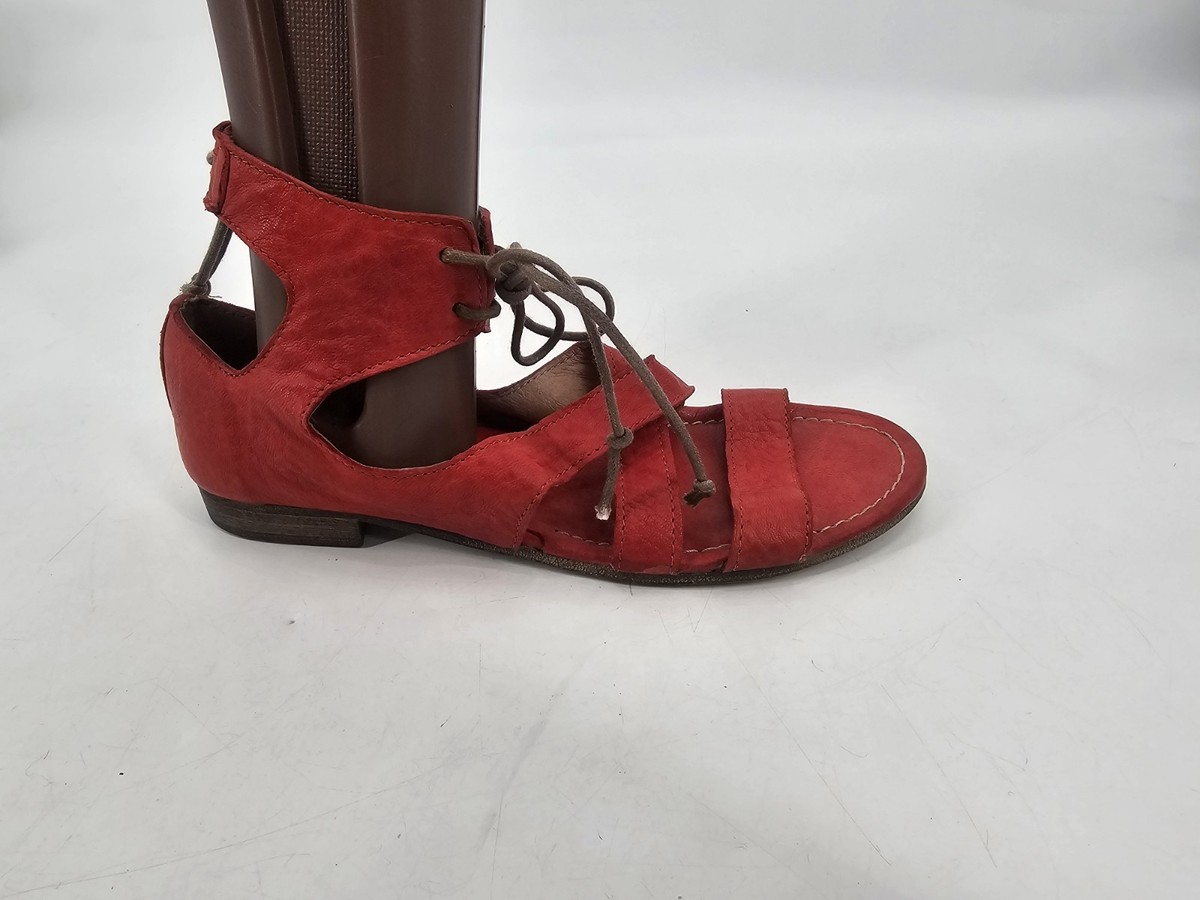 MALEDETTI TOSCANI GLADIATOR LACE UP SANDALS WOMEN
