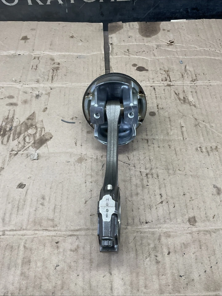 07-08 Nissan Infiniti G35 350Z VQ35HR pistón izquierdo y biela A2010-EY01B Foto 3 de 4