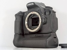 [Nahezu Mint] Canon EOS 60D DSLR Digitale SLR Kamera Gehäuse Mit BG-E9 Aus JAPAN
