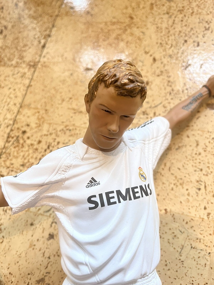 ベッカム像 David Beckham Real Madrid Figure FT Champs 12 Inches 30 cm