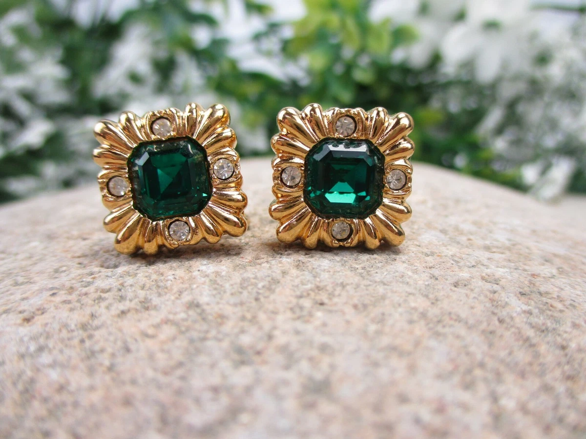 Update 74+ emerald clip on earrings 3tdesign.edu.vn