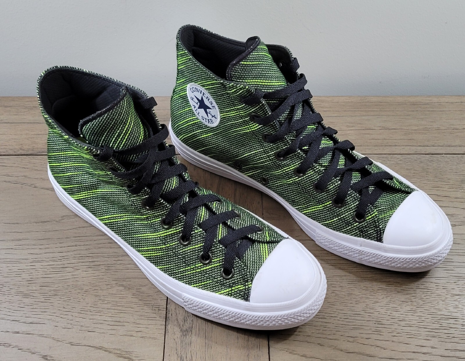 chuck taylor 2 black