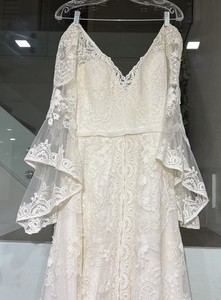 Lillian West Wedding Dress 66064 Bell Sleeve Lace Dress W Criss Cross Back Sz 12