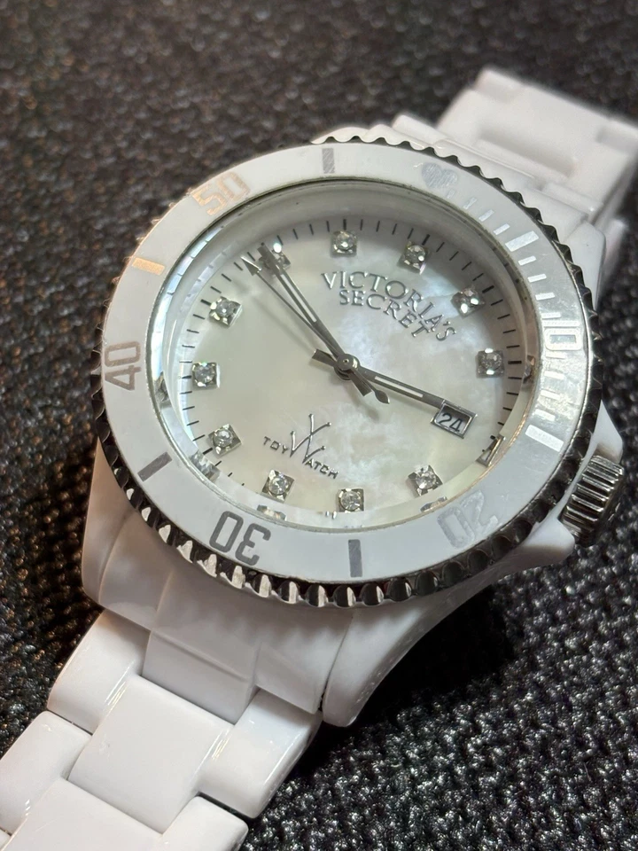 Reloj pulsera ToyWatch Victorias Secret damas resina blanca esfera mop mujeres nuevo murciélago Foto 2 de 4
