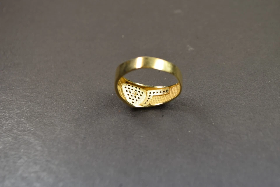 Ring Gold 585 mit schwarzen funkelnden Steinen und Medusenhaupt RG 62/19,7mm - Bild 4 von 4