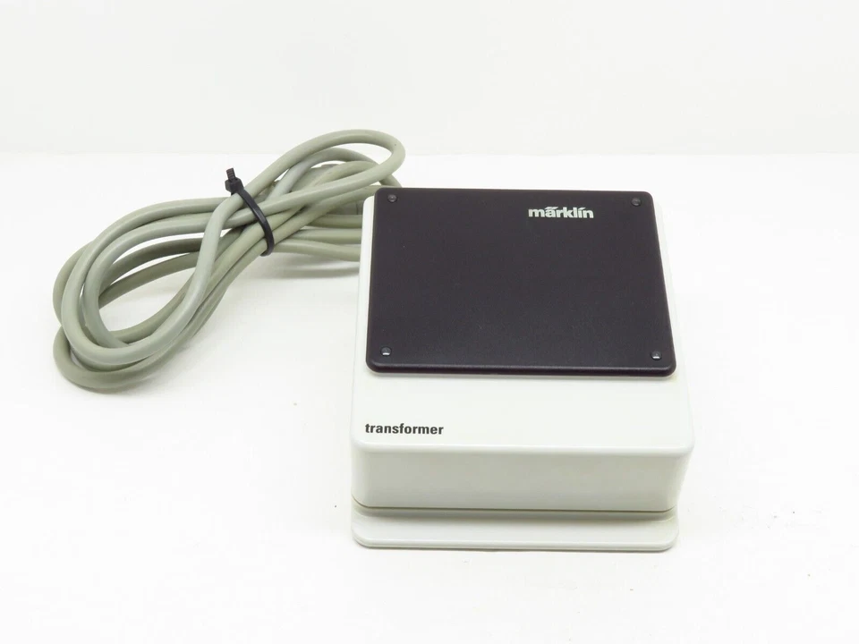 Märklin aus Weißmetall Trafos für die Steuerung von Modellbahnen
