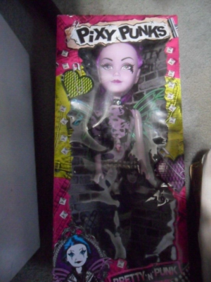 Pixy Punks Pretty 'N' Punk Doll (Bratz) | eBay Pixy Punks Pretty 'N' Punk Doll (Bratz) | eBay