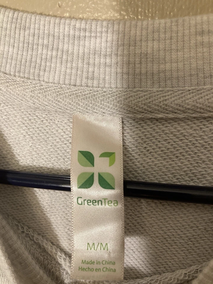 Green Tea Sweatshirt Women’s Medium, Grey Leopard, Side Slits, Lightweight, Nice - Image 4 of 4