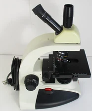 Leica CME Microscope With Objectives