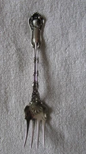 Imperial Queen Whiting Sterling Silver Four-tine Serving Fork